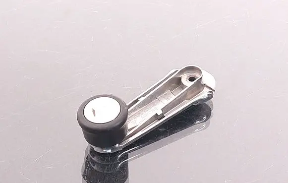 Audi A4 S4 B5 8D Front door window winding handle 443837581D