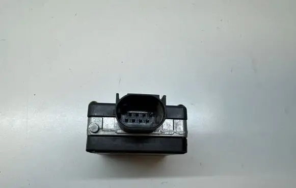 Mercedes-Benz V Class W447 Distronic sensor radar A4479005221 0203305789 10098801
