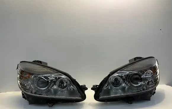 Mercedes-Benz C W204 Headlights/headlamps set 
