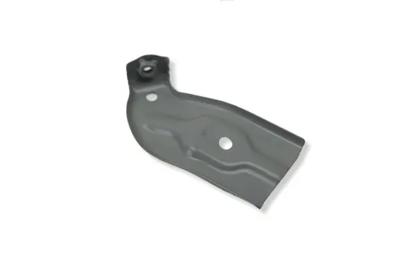 Suzuki Alto Fender mounting bracket 58315M68K00