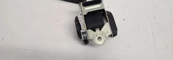 Jaguar XE Front seatbelt 629858800D L001633 180116