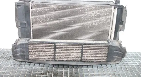 Infiniti Q30 Radiator set A2049061403 A2465000900