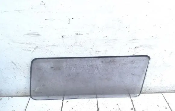 Volkswagen Transporter - Caravelle T3 Rear side window AS2