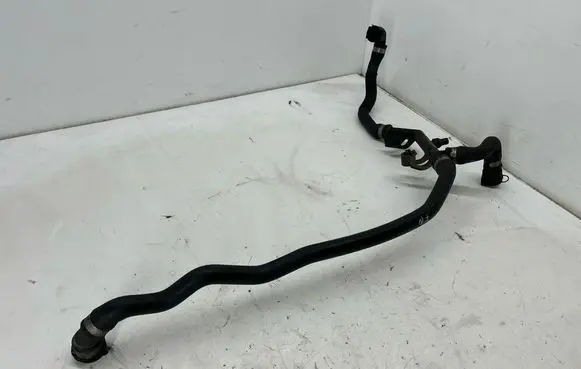 BMW 5 F10 F11 Engine coolant pipe/hose 7592649