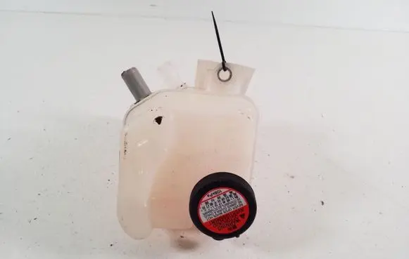 Lexus CT 200H Coolant expansion tank/reservoir G92A076011