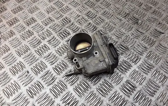 Toyota Auris 150 Throttle valve 2203037010 7B26 B1837