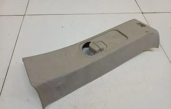 Renault Laguna III (B) pillar trim (top) 14000871