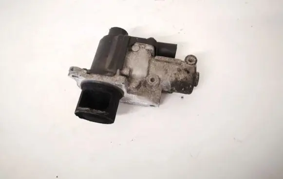 Volkswagen Golf V EGR valve 03g129637a 03g131501d