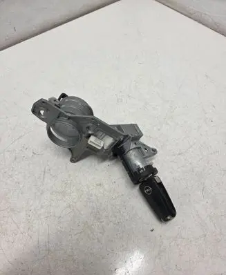 Opel Zafira B Ignition lock 281726 16536L119B