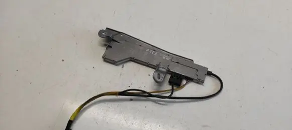 Mercedes-Benz E W211 Antenna control unit 4019104360A