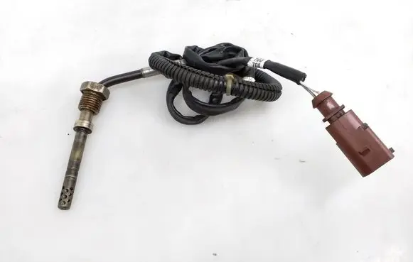 Volkswagen Amarok Exhaust gas temperature sensor 03L906088FE