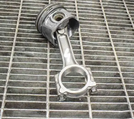 Dacia Sandero Piston 120A16959R 121008820R