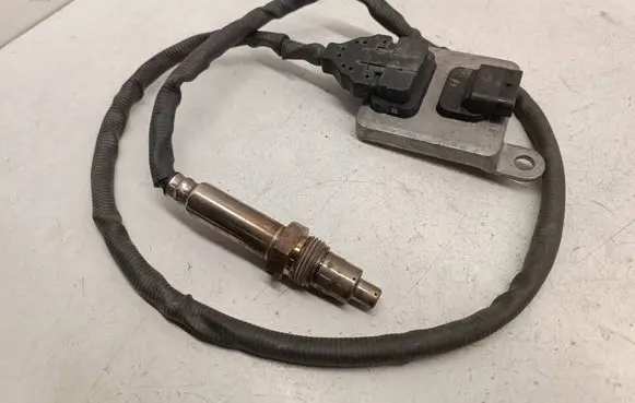 Mercedes-Benz GLC X253 C253 Lambda probe sensor A0009059803 5WK96683E 0009059803