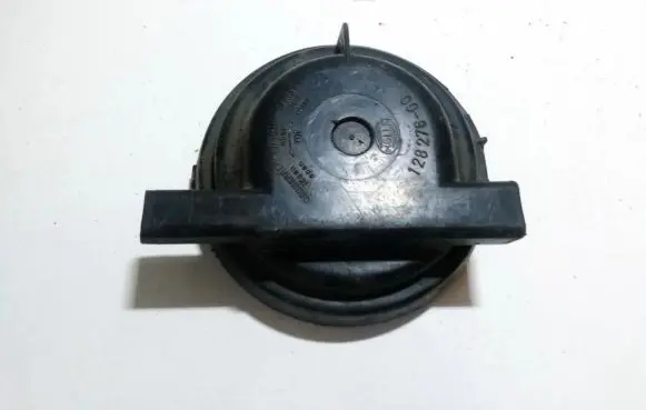 Audi 80 90 B3 Headlight/headlamp dust cover 12827600