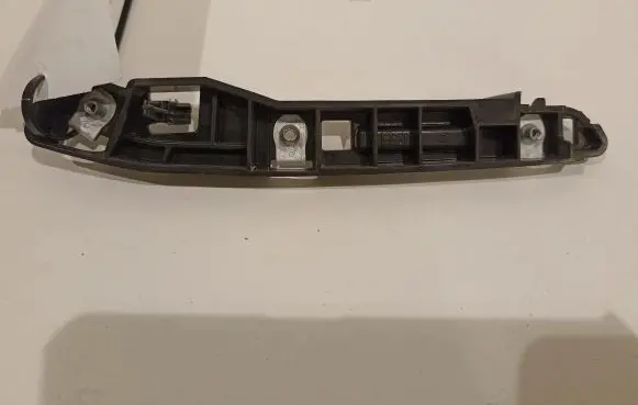 Opel Astra K Front bumper mounting bracket 39020437