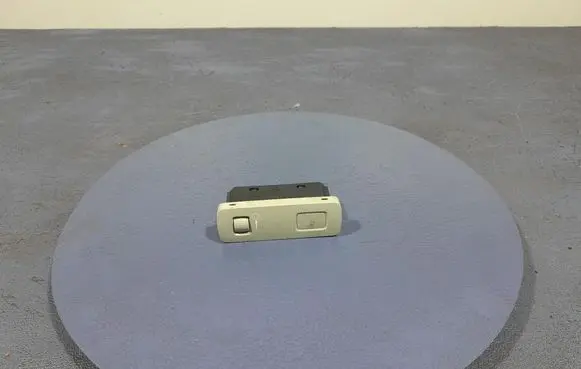 Volvo XC60 Tailgate opening switch 31481439