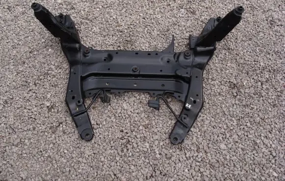 BMW 2 F45 Rear axle beam with reductor 