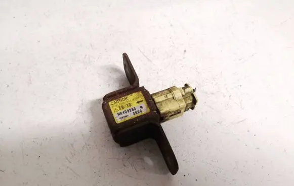 Mitsubishi Pajero Airbag deployment crash/impact sensor MR409363
