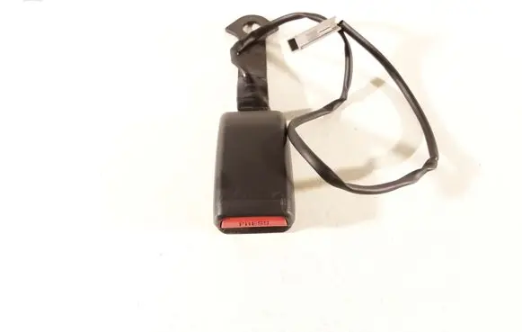 Mazda CX-7 Front seatbelt buckle 080108AI G3667 T7Z01