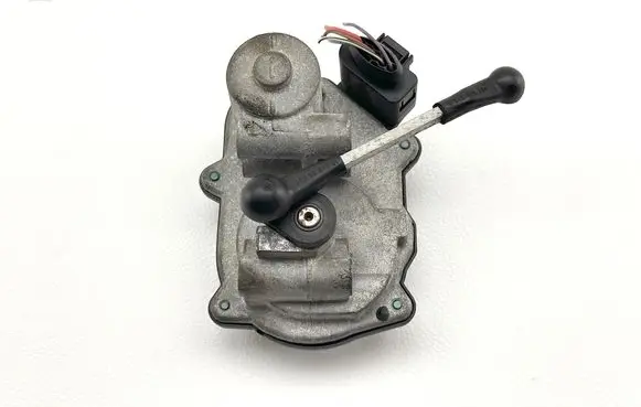 Audi A6 S6 C6 4F Intake manifold valve actuator/motor 059129086L 1019809S07 A2C92454500