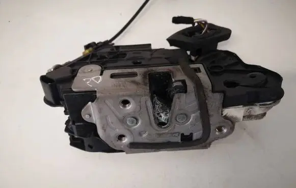 Seat Leon (5F) Front door lock 5K2837016H