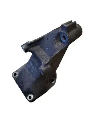 Mercedes-Benz C W203 Engine mounting bracket A6112230704