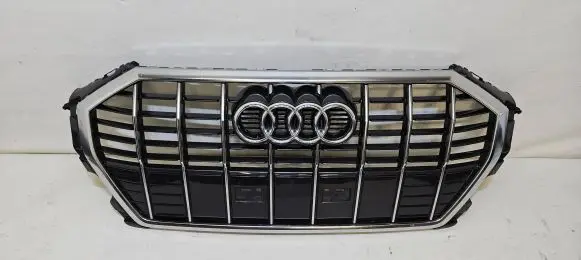 Audi Q3 F3 Front grill 83A853651E