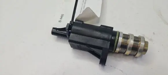 BMW 5 G30 G31 Turbo solenoid valve 7639993