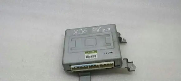Jaguar XJ X350 Air conditioner control unit module C2C26717