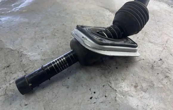 Hyundai Santa Fe Steering column universal joint