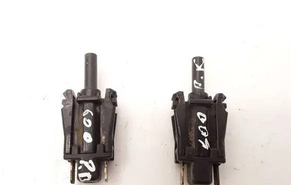 Mercedes-Benz W123 Front door sensor 0015458714