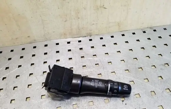 Mitsubishi Outlander Wiper control stalk E532016