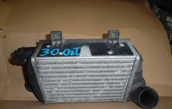 Volkswagen Transporter - Caravelle T4 Intercooler radiator