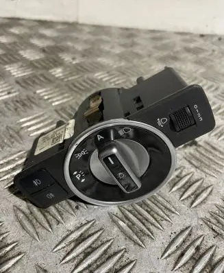 Mercedes-Benz C W204 Light switch A2049058002