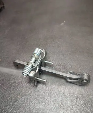 Opel Vivaro Front door check strap stopper 00242R