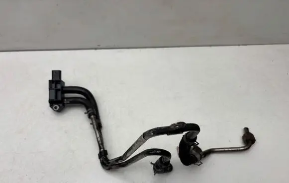 Seat Leon (5F) Exhaust gas pressure sensor 04L906051F 04L131552DQ