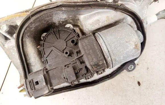 Wiper motor