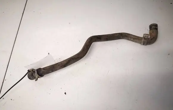 Volkswagen PASSAT B3 Engine coolant pipe/hose 