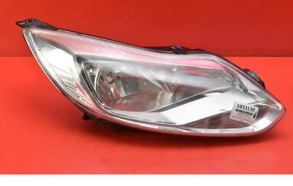 Ford Focus Headlight/headlamp BM5113W029A