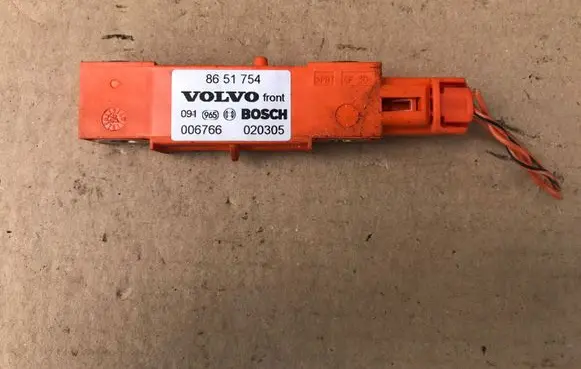 Volvo XC90 Airbag deployment crash/impact sensor 8651754