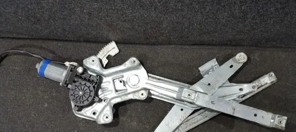 Toyota Corolla E110 Sliding door window regulator with motor