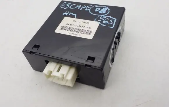 Ford Escape Transfer box differential control unit 8L8A7H473AD G170100170