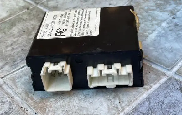Mazda 6 Door control unit/module 3M8114B207AB