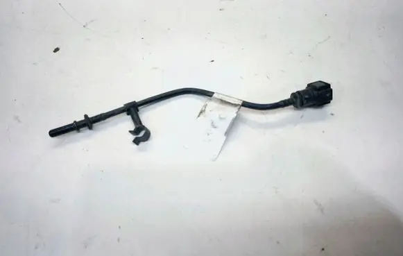 Audi A4 S4 B8 8K AdBlue supply pipe 8K0131983EOK