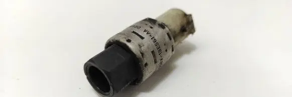 Air conditioning (A/C) pressure sensor