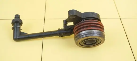 Nissan Juke I F15 Clutch slave cylinder 9SP31