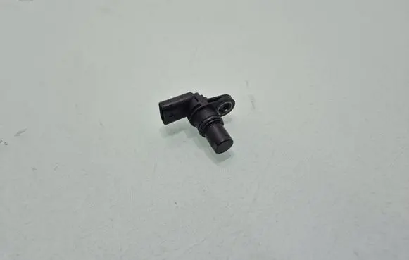 Volkswagen Tiguan Camshaft position sensor 07L905163B