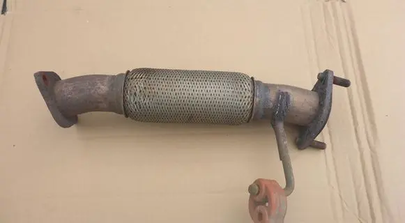 Hyundai i30 Exhaust gas pipe 