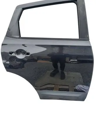 Nissan Qashqai Rear door 