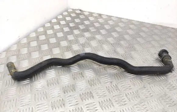 Nissan X-Trail T32 Engine coolant pipe/hose